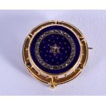 AN ANTIQUE GOLD ENAMEL AND DIAMOND BROOCH. 8.2 grams. 2.75 cm wide.