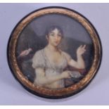 AN 18TH/19TH CENTURY EUROPEAN PAINTED IVORY GOLD AND TORTOISESHELL BOX painted with a female. 7.25 c