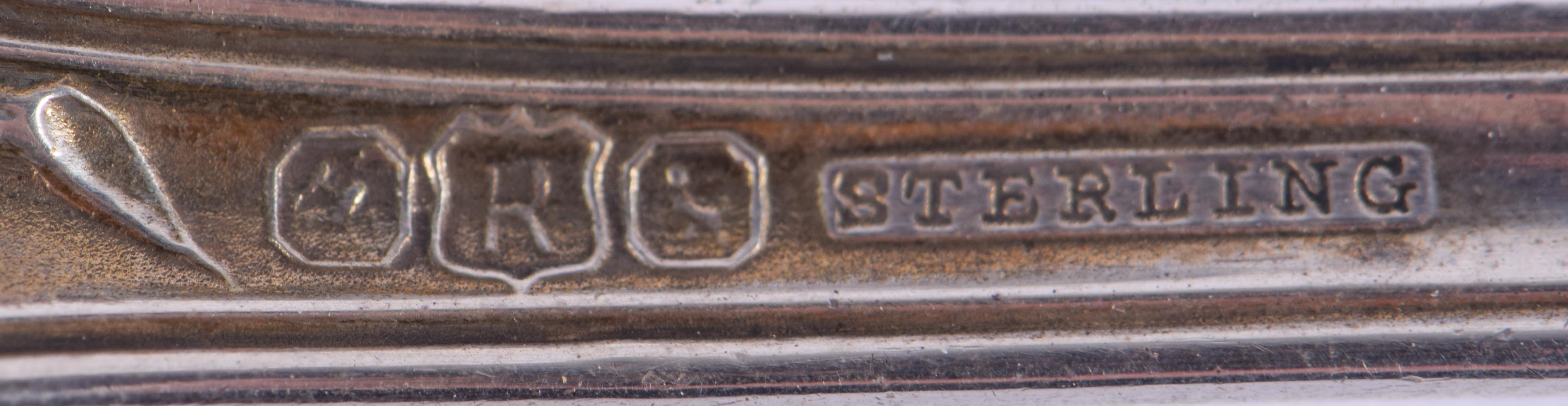 AN UNUSUAL STERLING SILVER ENAMELLED SPOON. 41 grams. 16 cm long. - Image 4 of 4