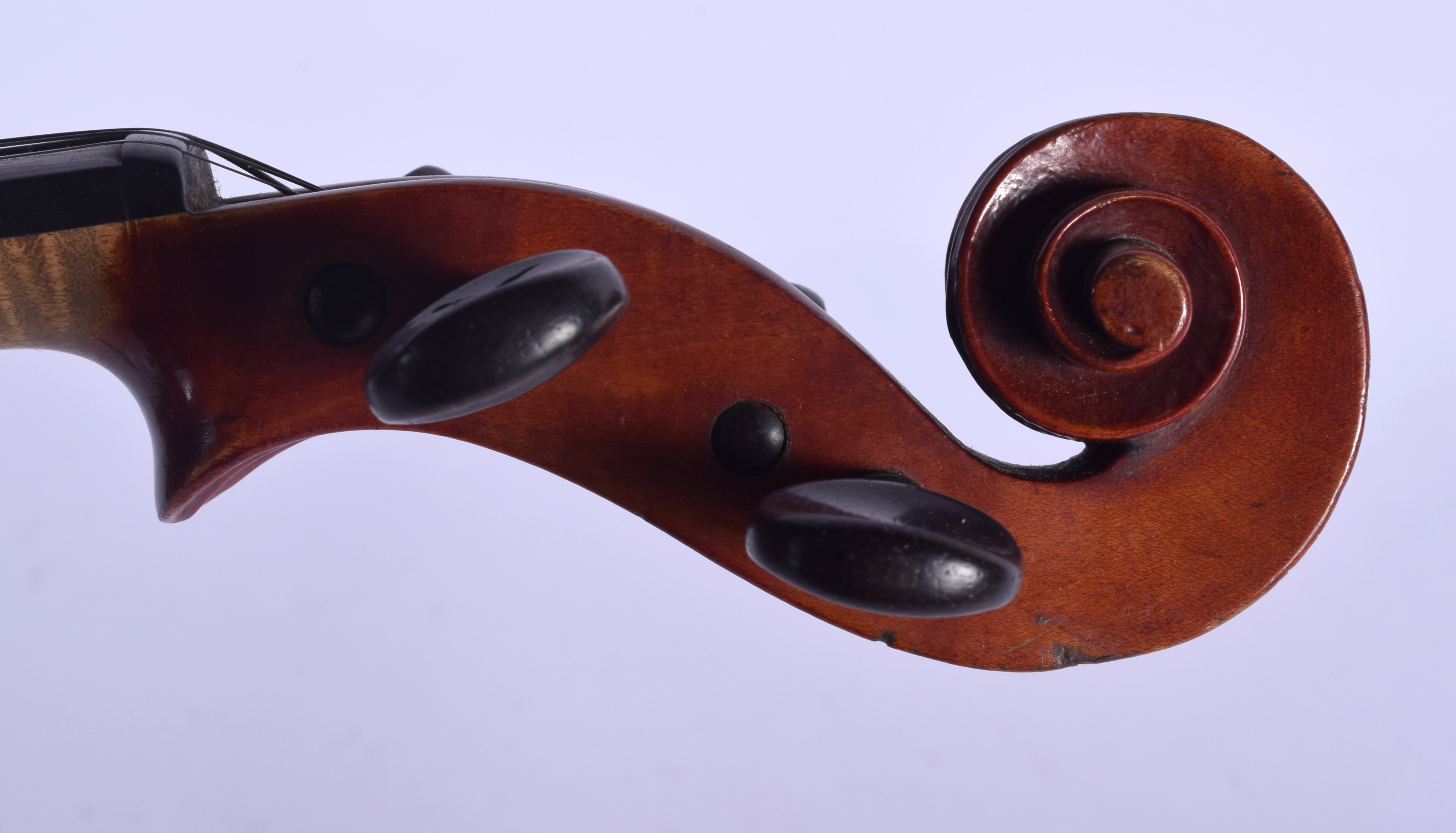 A CASED TWO PIECE BACK VIOLIN with bow. 56 cm long. (2) - Image 8 of 12