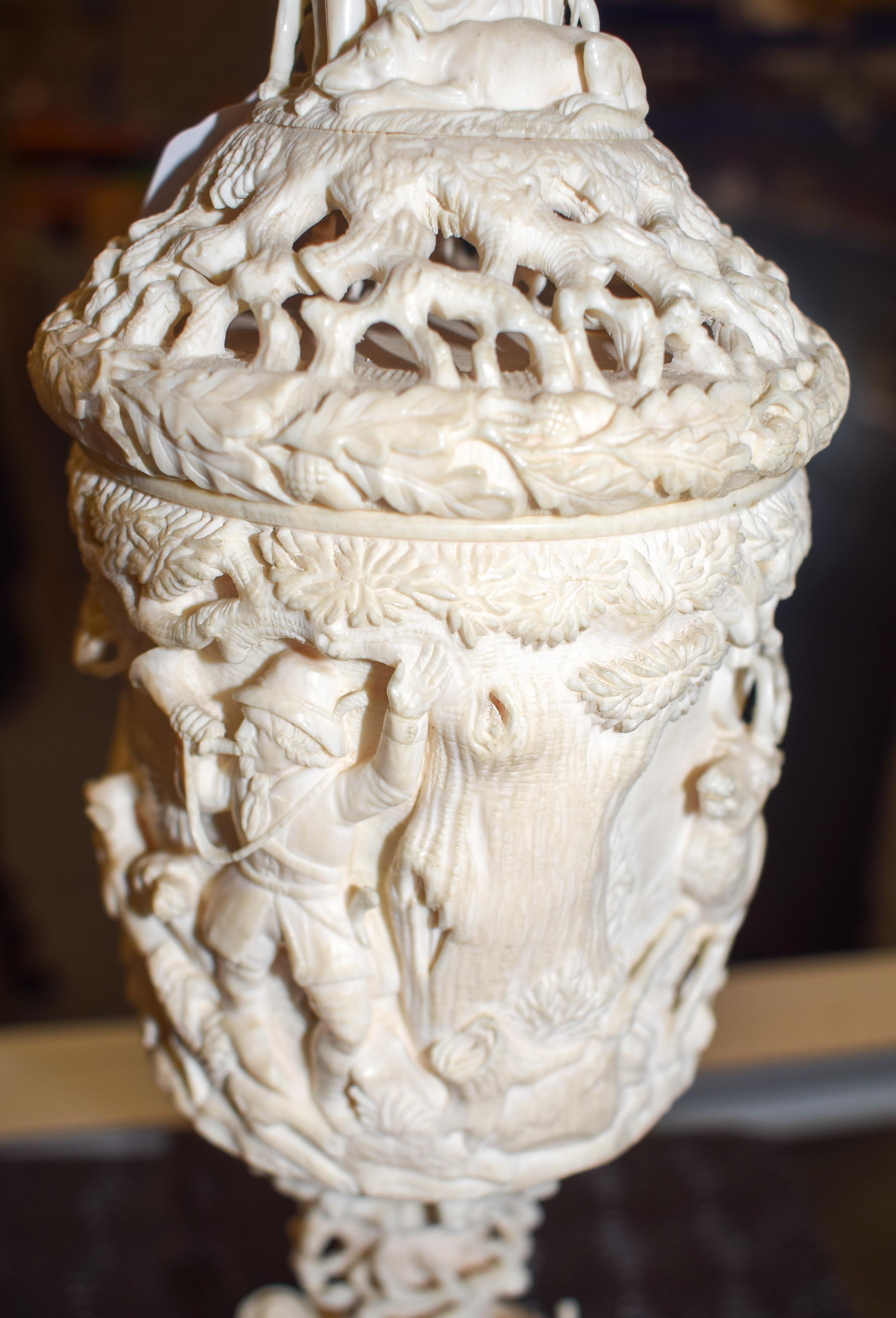 A RARE LARGE 19TH CENTURY EUROPEAN CARVED DIEPPE IVORY VASE AND COVER decorated with figures and due - Image 20 of 29