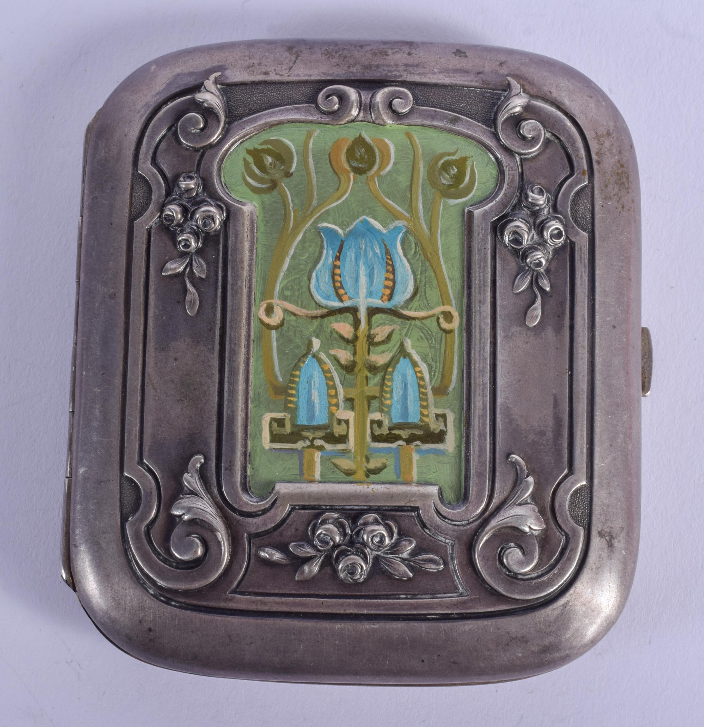 AN ART NOUVEAU CONTINENTAL SILVER CIGARETTE CASE with painted lacquered panels. 69 grams. 6.5 cm x 8