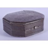 A RARE EARLY 18TH CENTURY ENGLISH PEWTER SNUFF BOX C1737 London. 8 cm x 7.5 cm.