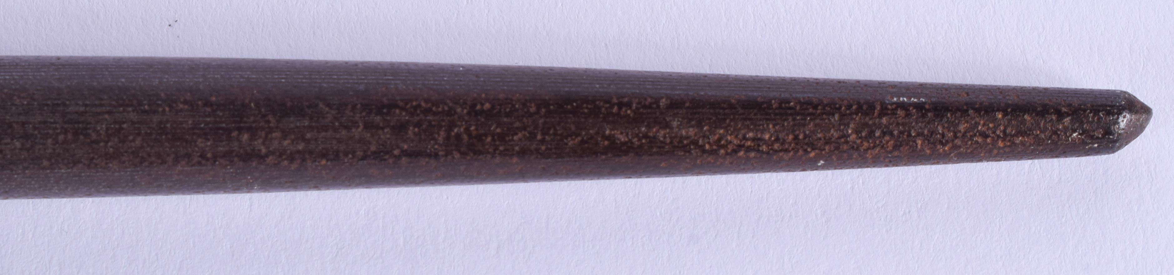 A 19TH CENTURY RHINOCEROS HORN HANDLED SHARPENING STEEL. 35 cm long. - Image 3 of 3