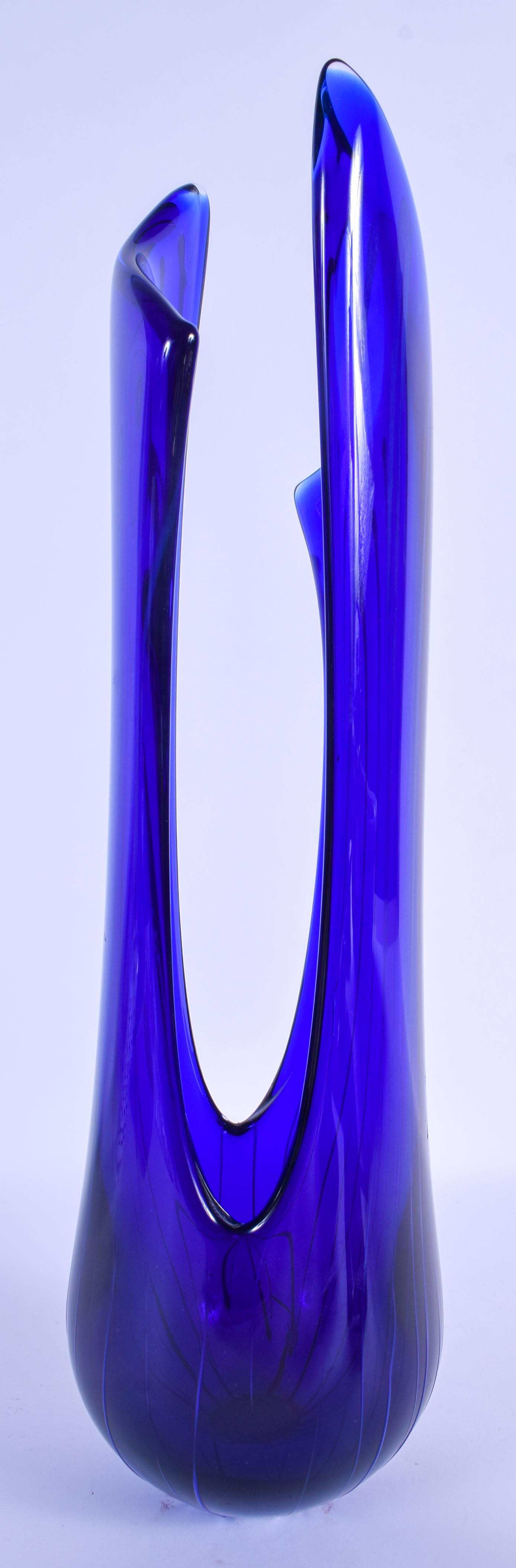 A STYLISH LARGE EUROPEAN RETRO BLUE GLASS VASE with overlaid decoration. 46 cm high. - Image 2 of 2