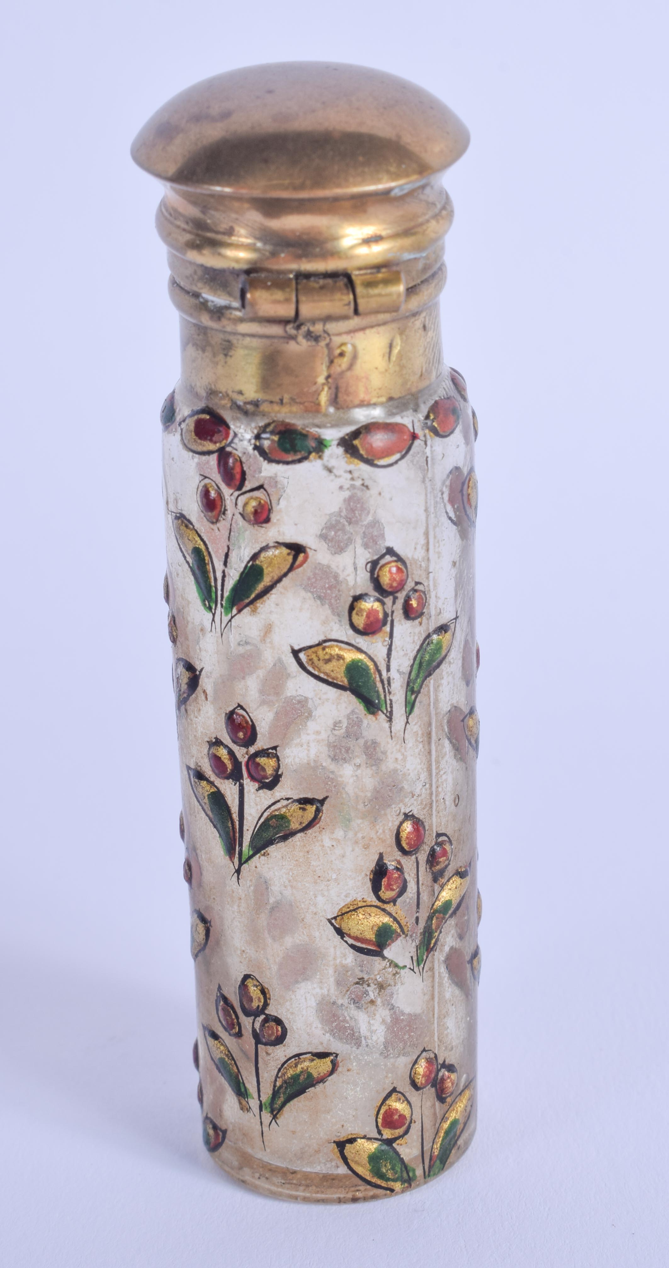 AN ANTIQUE ISLAMIC MIDDLE EASTERN ENAMELLED GLASS SNUFF BOTTLE. 9.5 cm high. - Image 2 of 3