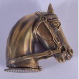 A BRASS HORSE HEAD VESTA CASE. 5 cm x 4 cm.