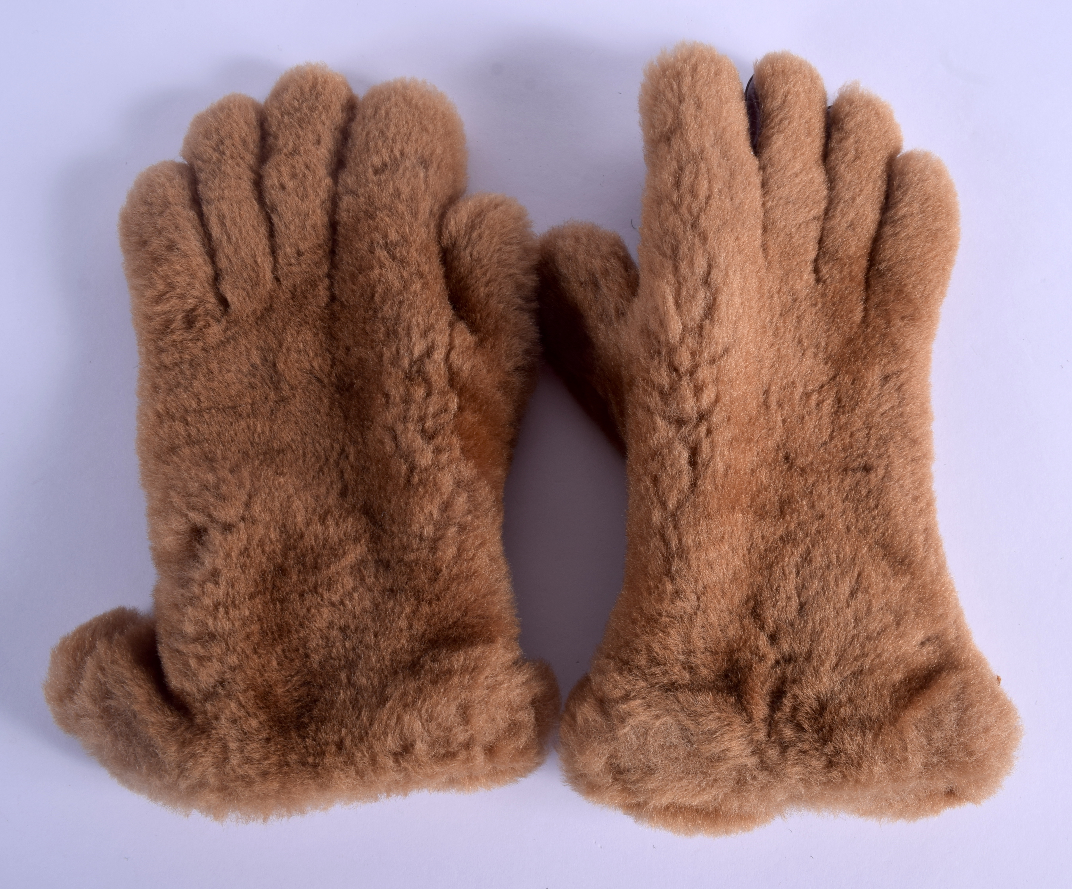 A PAIR OF VINTAGE FUR DRIVING GLOVES. 26 cm x 20 cm.