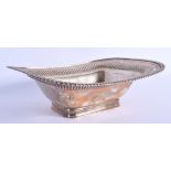 A VICTORIAN SILVER BREAD BASKET. Sheffield 1897. 540 grams. 26 cm x 20 cm.