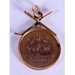 A VICTORIAN 9CT GOLD MEDAL. 4 grams. 1.5 cm wide.