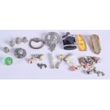 ASSORTED JEWELLERY. (qty)