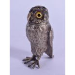 AN ANTIQUE SILVER OWL CONDIMENT PEPPER POT. 47 grams. 5.5 cm high.