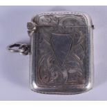 A SILVER VESTA CASE. 3.5 cm x 3 cm.