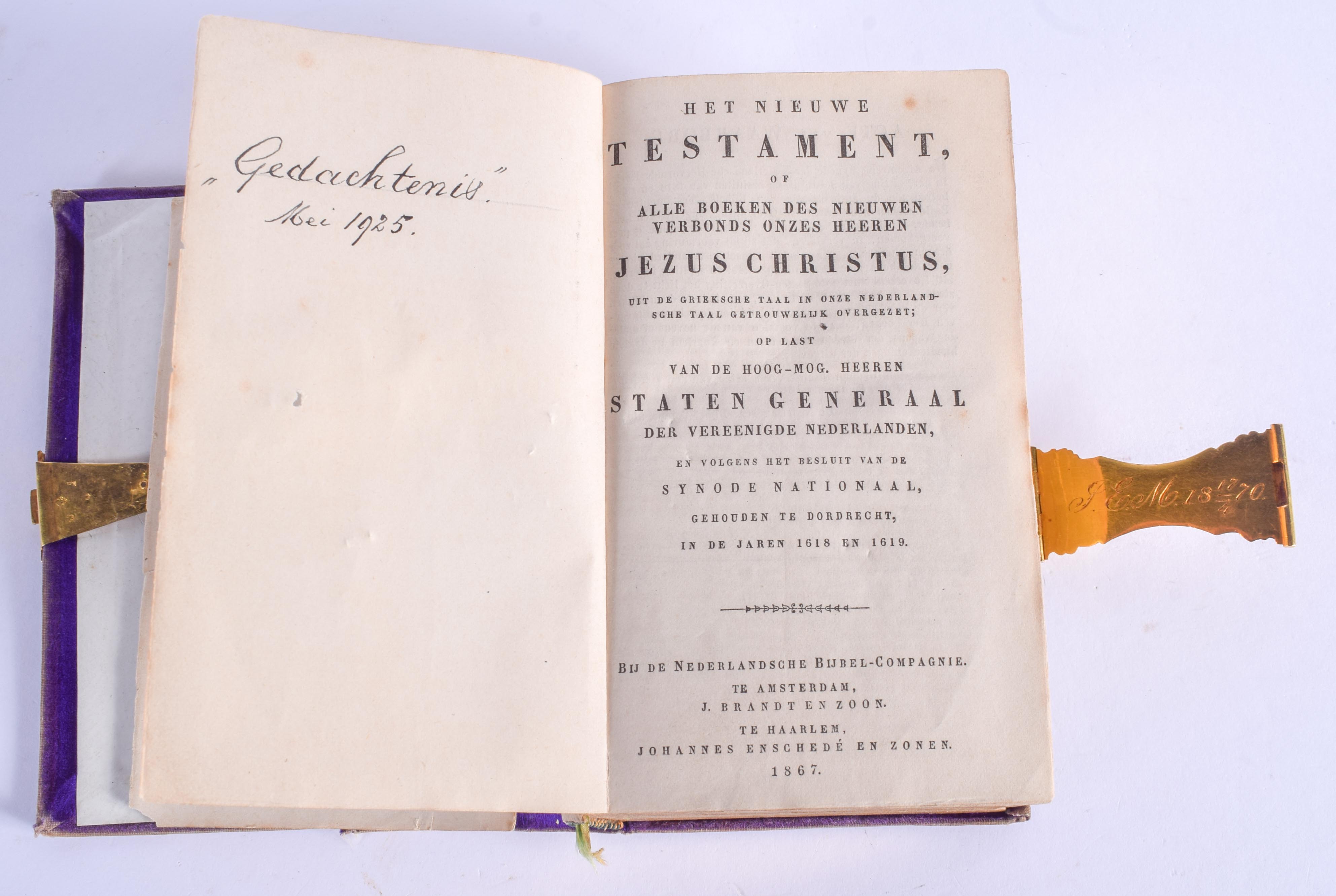 A 19TH CENTURY DUTCH EDITION OF THE NEW TESTAMENT with 18th century Continental gold mounts. 13 cm x - Image 3 of 11