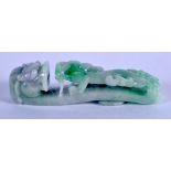 A CHINESE CARVED JADEITE BELT HOOK 20th Century. 8 cm long.