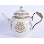 AN 18TH CENTURY CHINESE EXPORT FAMILLE ROSE TEAPOT AND COVER Qianlong. 16 cm wide.