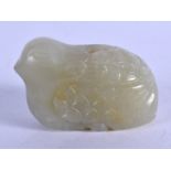 AN EARLY 20TH CENTURY CHINESE CARVED JADE QUAIL. 3.5 cm x 2.5 cm.