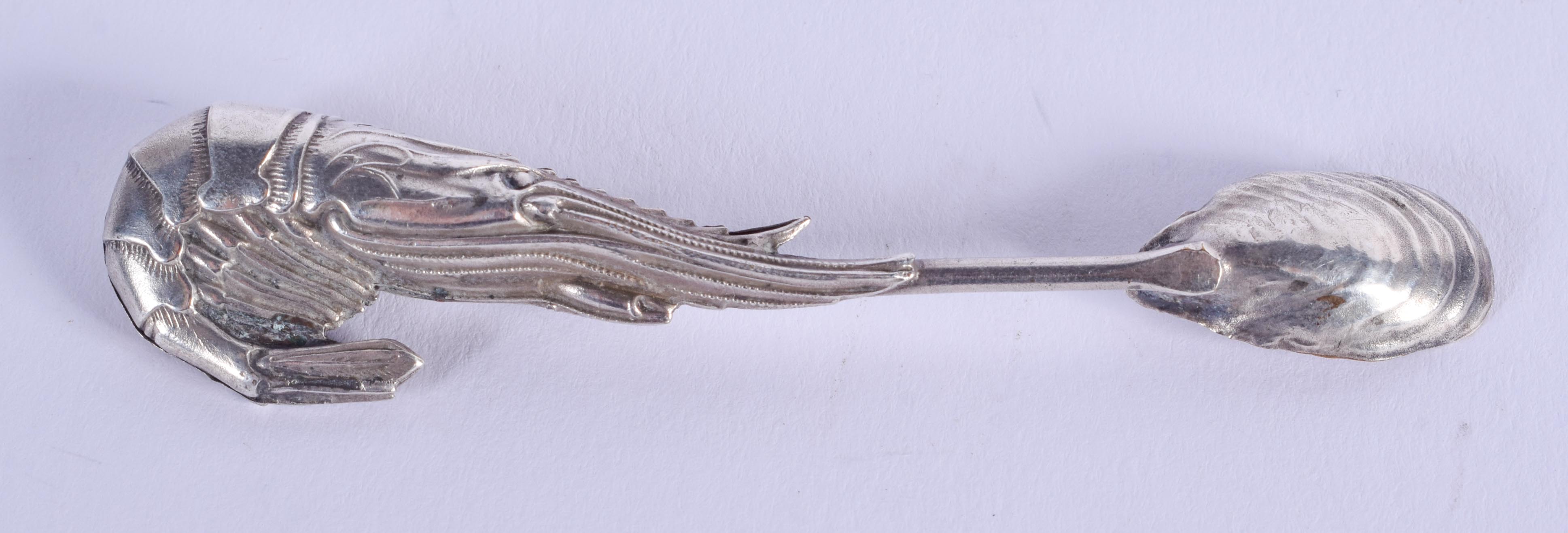 A CHARMING CONTINENTAL SILVER CRAYFISH SPOON. 5 grams. 7 cm long. - Image 2 of 3