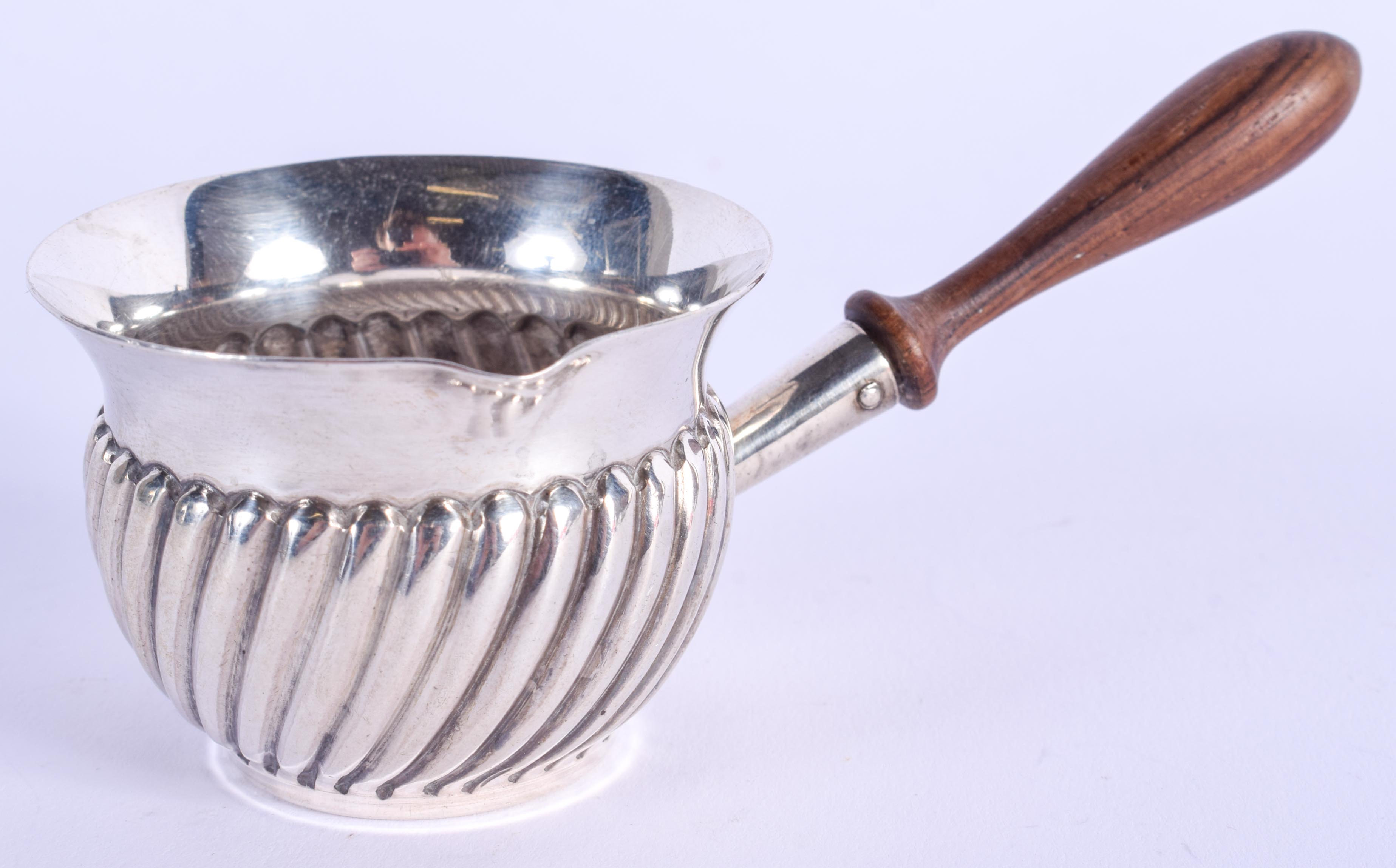 A VINTAGE MERGULHAO SILVER BRANDY WARMER. 40 grams. 8.5 cm wide.