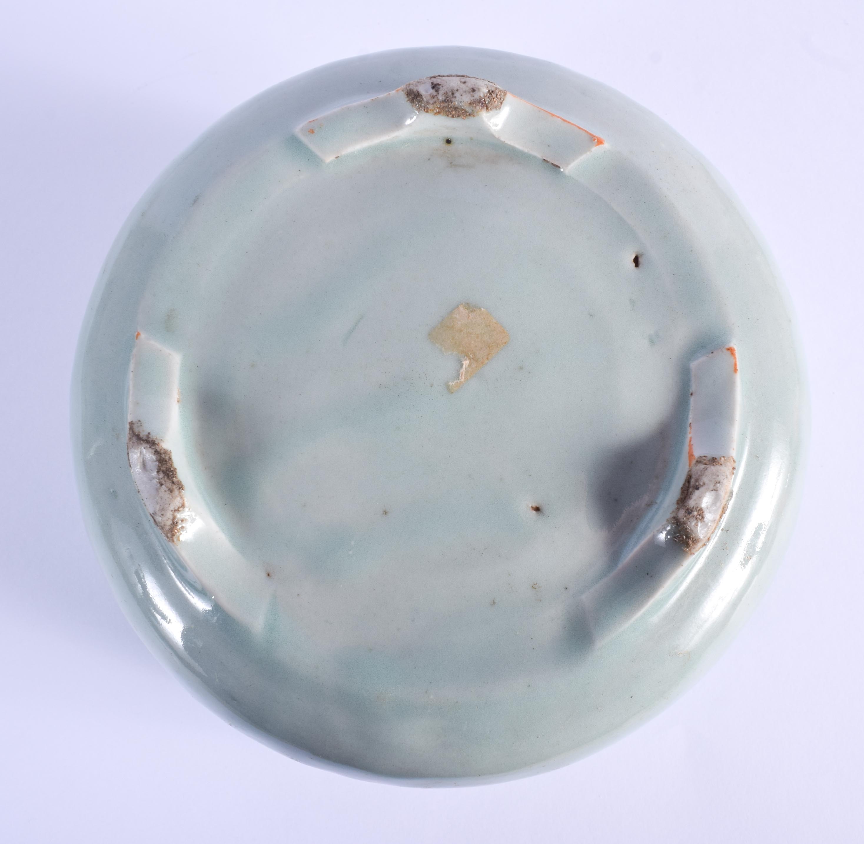 A 19TH CENTURY CHINESE CELADON PORCELAIN JARDINIERE Qing, decorated with foliage. 18 cm x 13 cm. - Image 3 of 3