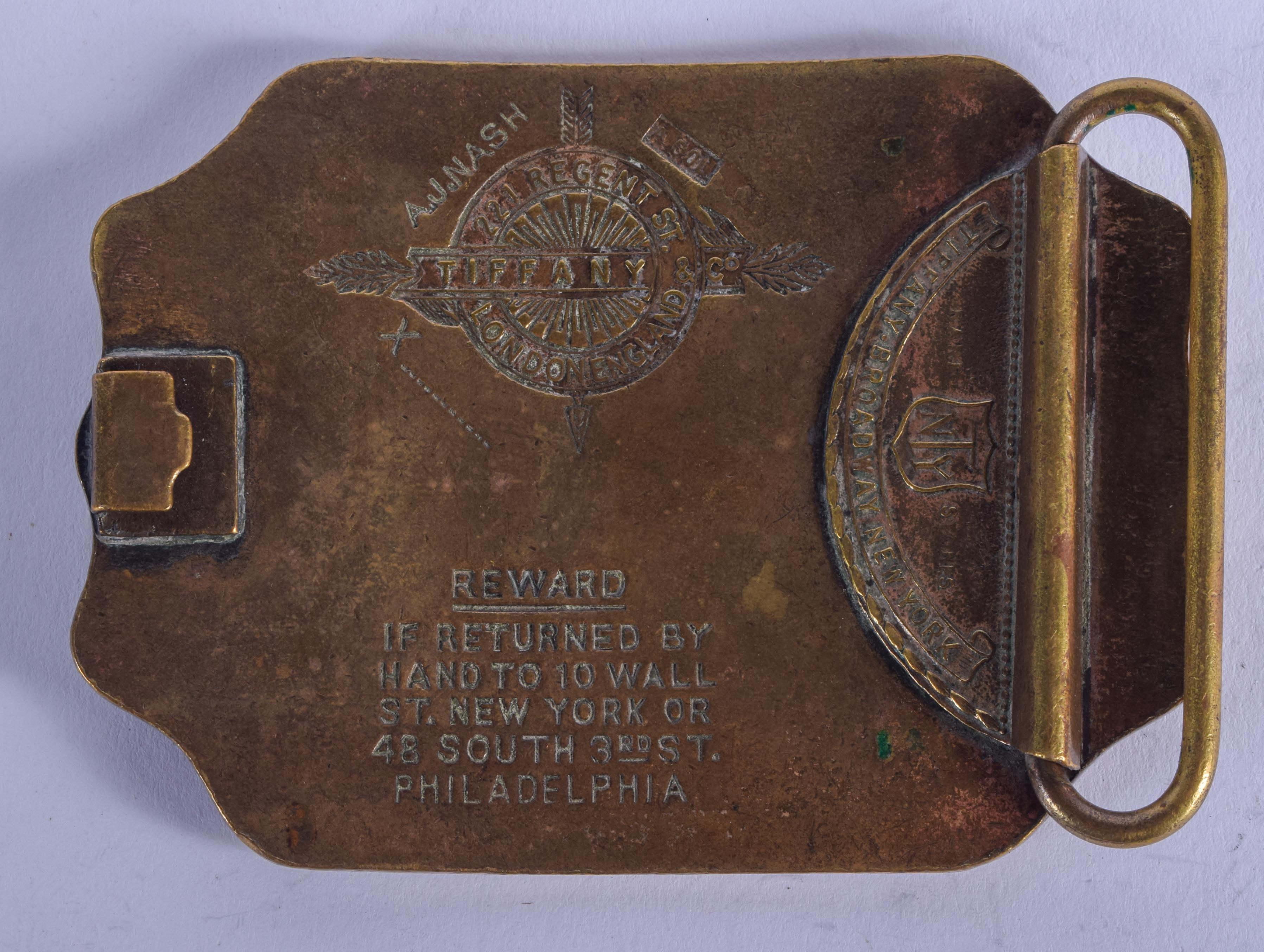 AN AMERICAN EXPRESS CO WELLS BUTTERFIELD BELT BUCKLE possibly Tiffany & Co. 11 cm x 7.5 cm. - Image 2 of 2