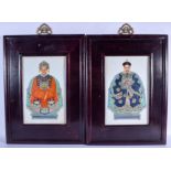 A PAIR OF CHINESE FAMILLE ROSE PORCELAIN PLAQUES 20th Century. Porcelain 34 cm x 22 cm.