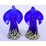 A PAIR OF EUROPEAN BLUE GLASS SPECKLED VASES. 21.5 cm high.