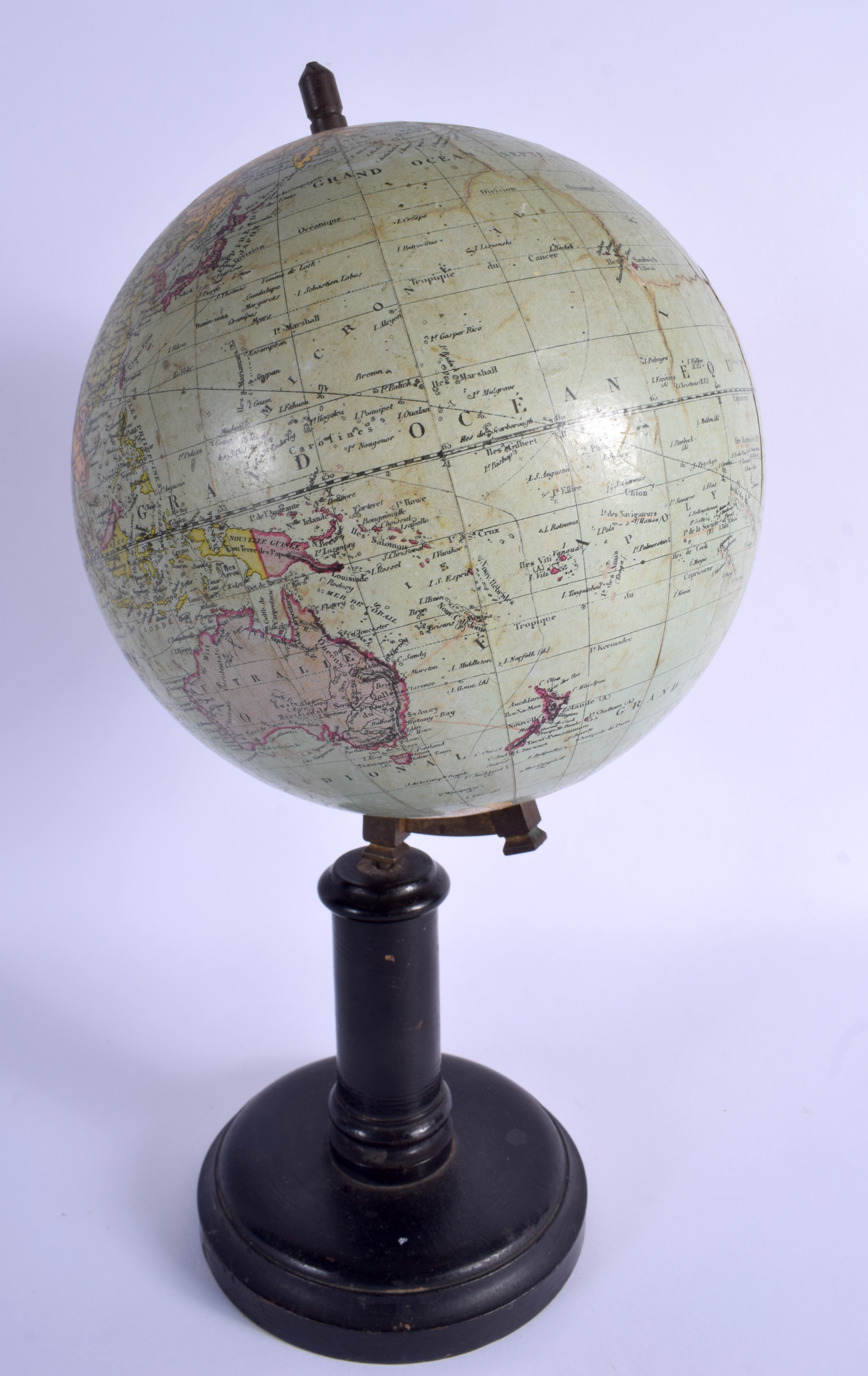 A VINTAGE GLOBE TERRESTRE G THOMAS 44 RUE DES CHAMPS OF PARIS. 38 cm x 16 cm. - Image 2 of 3