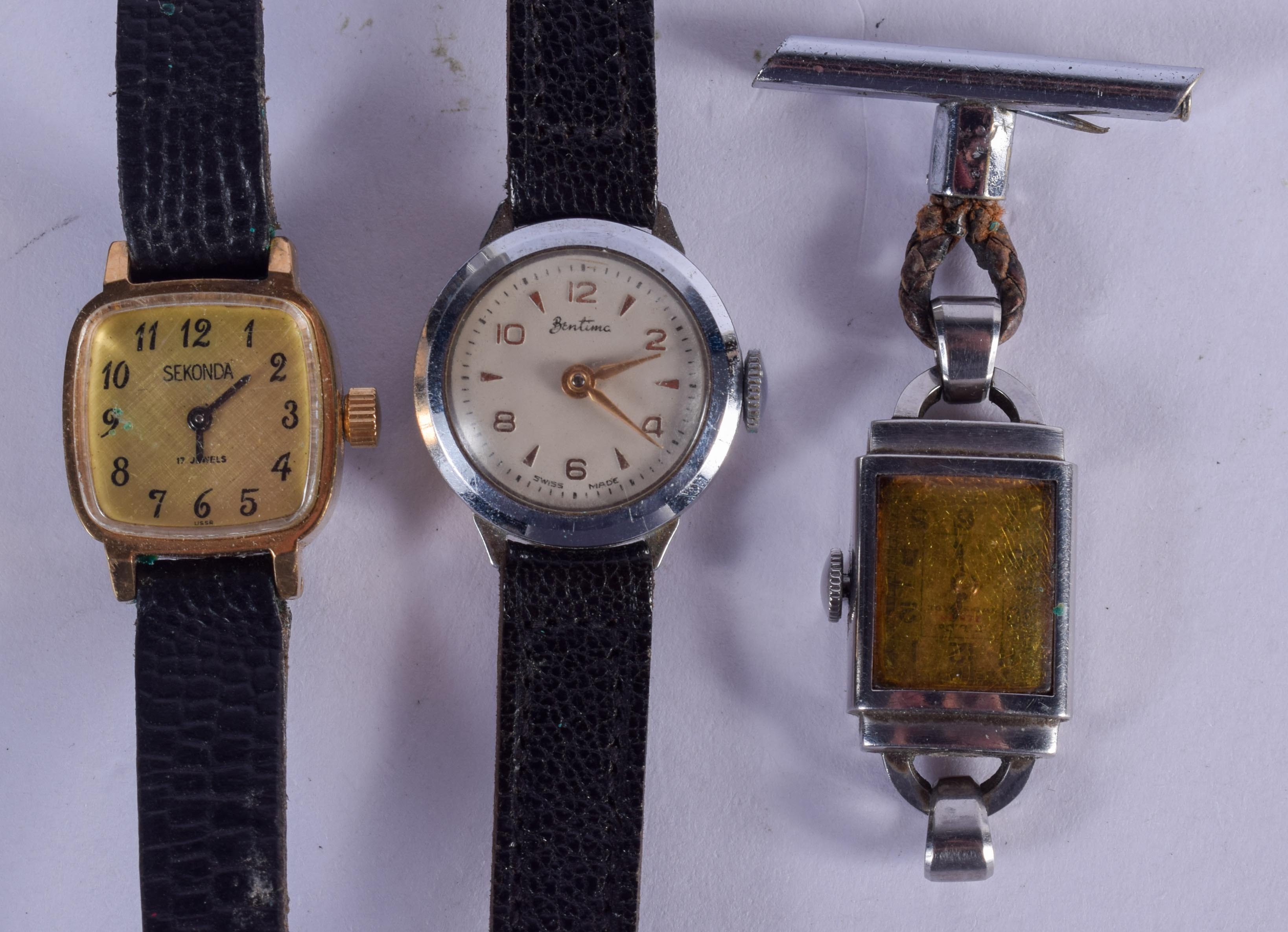 THREE VINTAGE WRISTWATCHES. (3)