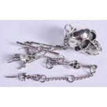 A SILVER SKULL ON CHAIN. 57 grams. 22 cm long.