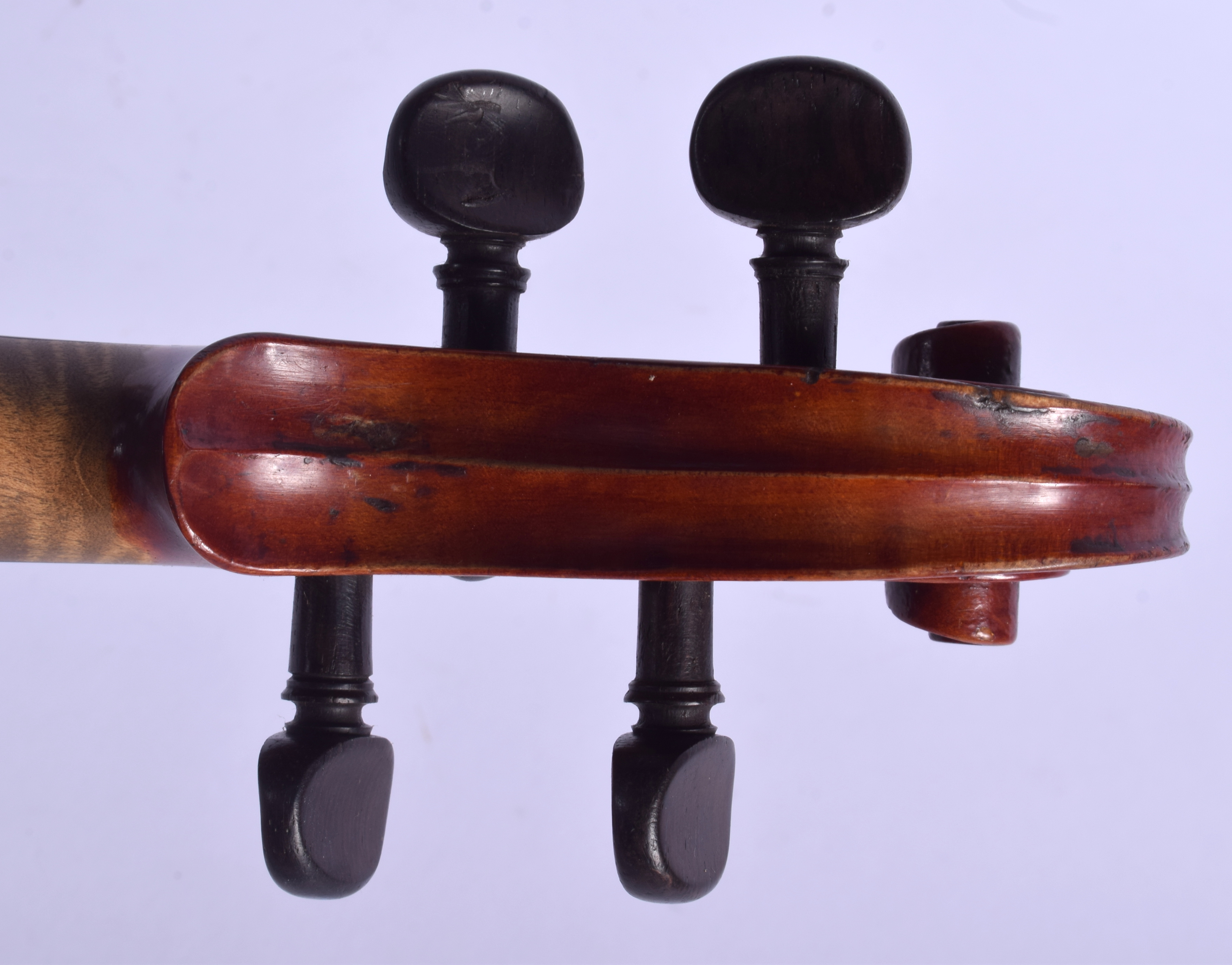 A CASED TWO PIECE BACK VIOLIN with bow. 56 cm long. (2) - Image 9 of 12