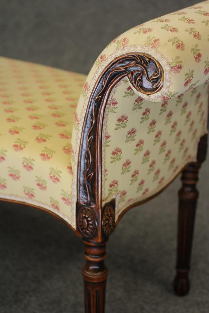 AN ADAMS STYLE CARVED MAHOGANY WINDOW SEAT, modern, upholstered in a yellow floral weave, scrolled - Image 3 of 4