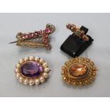 A VICTORIAN "REGARD" RING collet set with six facet cut stones to graduated bead shoulders and