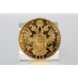 A FRANCOIS I AUSTRIAN GOLD DUCAT 1915, re-strike, 14g (Est. plus 17.5% premium)