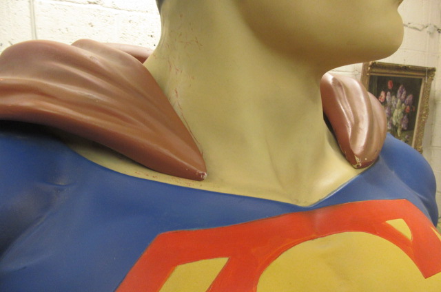 A LIMITED EDITION LIFE SIZE SCULPTURE OF SUPERMAN - Image 7 of 15