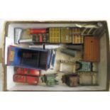 Hornby Trains platform accessories including milk churns and luggage, F (Est. plus 21% premium