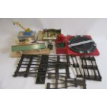 Hornby Clockwork track and trackside accessories including island platform, water tower, level