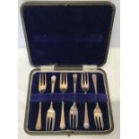 Cased set of six silver cake forks. TB and S Sheffield 1944/45 approx 76gms.
