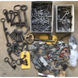 Quantity of vintage keys, door, cabinet and padlock keys, some 19thC.