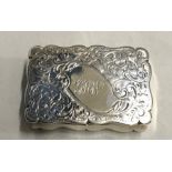 Good quality silver snuff box, Joseph Gloster, Birmingham 1901 with foliate scroll engravings