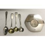 Three Georgian hallmarked silver condiment spoon, 1 teaspoon and a hallmarked silver Queen Elizabeth