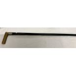 Horn handled walking stick with silver band. 88.5cms.