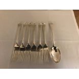 Silver forks and spoon, London 1907/8, spoon 1904. 537gms total.