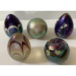 Five Okra glass paperweights, all in good condition to include 1984 No.89 a purple ground with