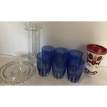 Glass to include pink and white overlay glass vase 13cms h, 6 blue etched tumblers, clear vase and