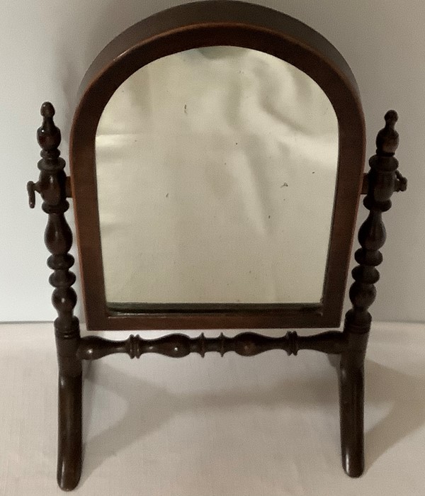 A 19thC miniature mahogany cheval mirror. 30cms h 20cms w. Condition ReportFew spots to glass - Image 4 of 4