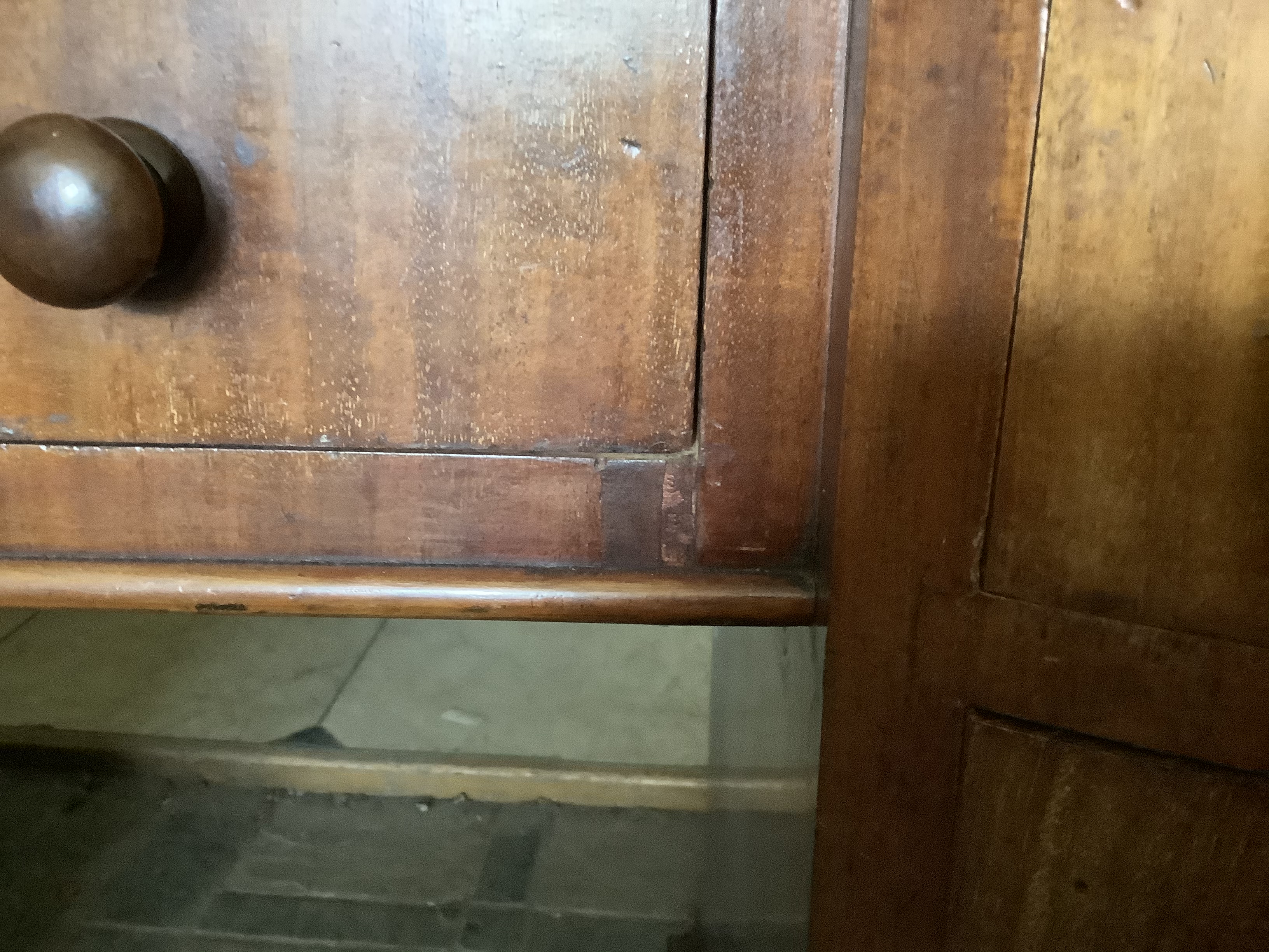 A 19thC mahogany kneehole desk with a shaped front, tooled green leather top. 126cms w. - Image 2 of 4