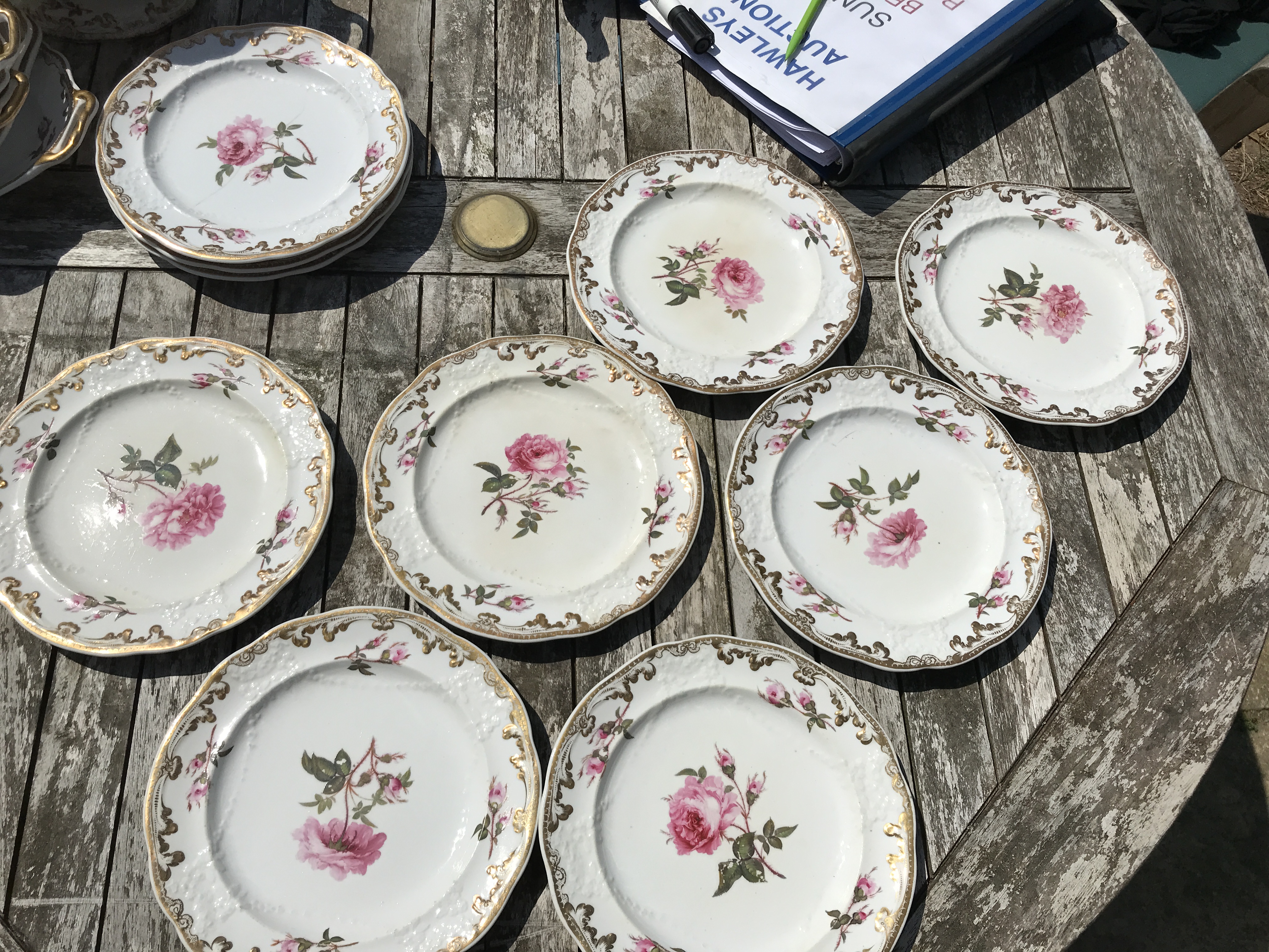 Early 19thC English porcelain dessert service, 16 pieces, 3 in good condition, 2 stained, the rest - Image 4 of 10