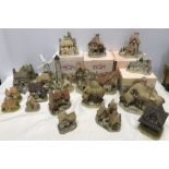 Collection of David Winter cottages, 4 boxed, 9 unboxed, together with 9 Lilliput lane unboxed