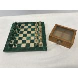 Small chess set, malachite and other stone pieces with small wooden box, board 19.5cms square.